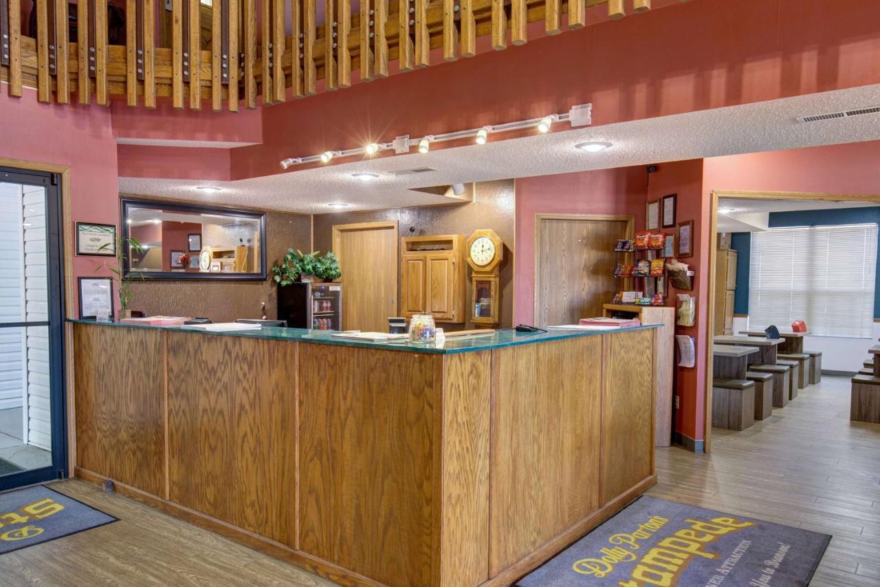 Howard Johnson By Wyndham Branson Theatre District Εξωτερικό φωτογραφία