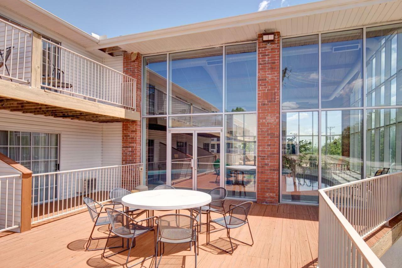 Howard Johnson By Wyndham Branson Theatre District Εξωτερικό φωτογραφία